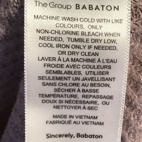 Aritzia The Group Babaton Dali Long Sleeve V-Neck Waffle Top Size S - Picture 9 of 9